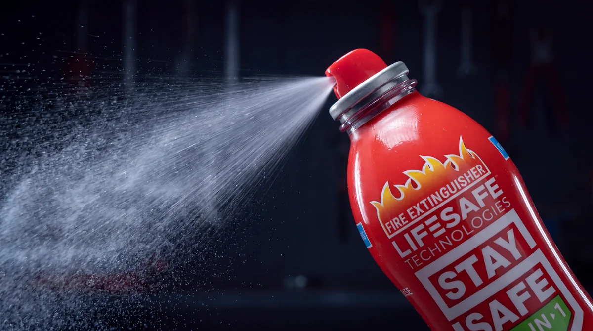 StaySafe All-in-1 discharging, the spray caught mid-air